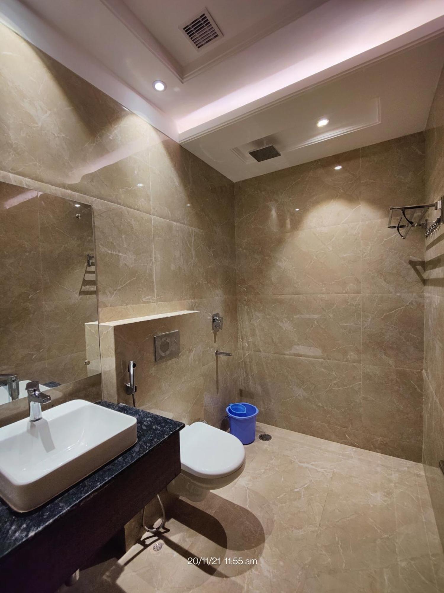 Mds Royal Resort Tulsipur ภายนอก รูปภาพ
